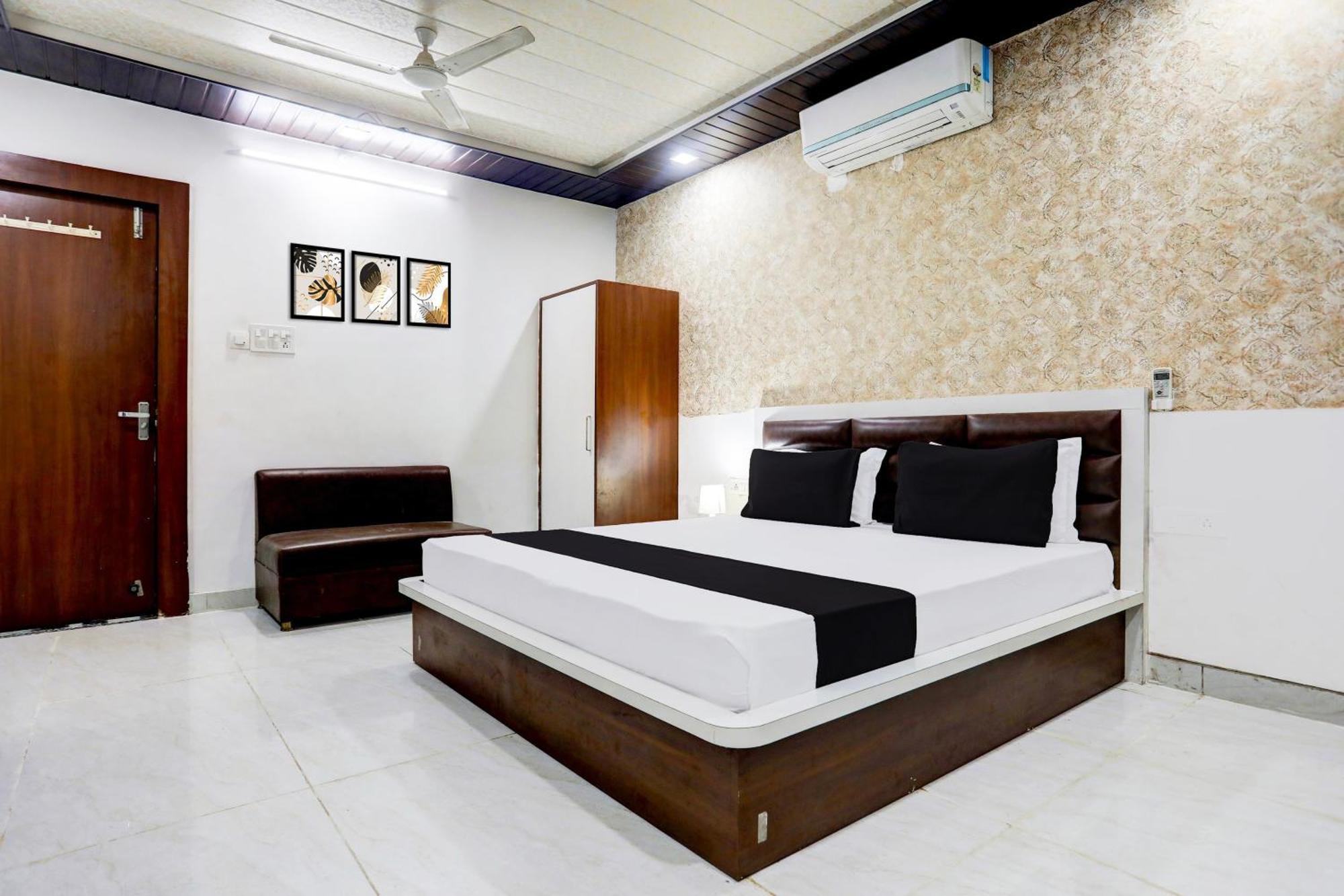 Hotel O Saraswati Resort Kota  Kültér fotó