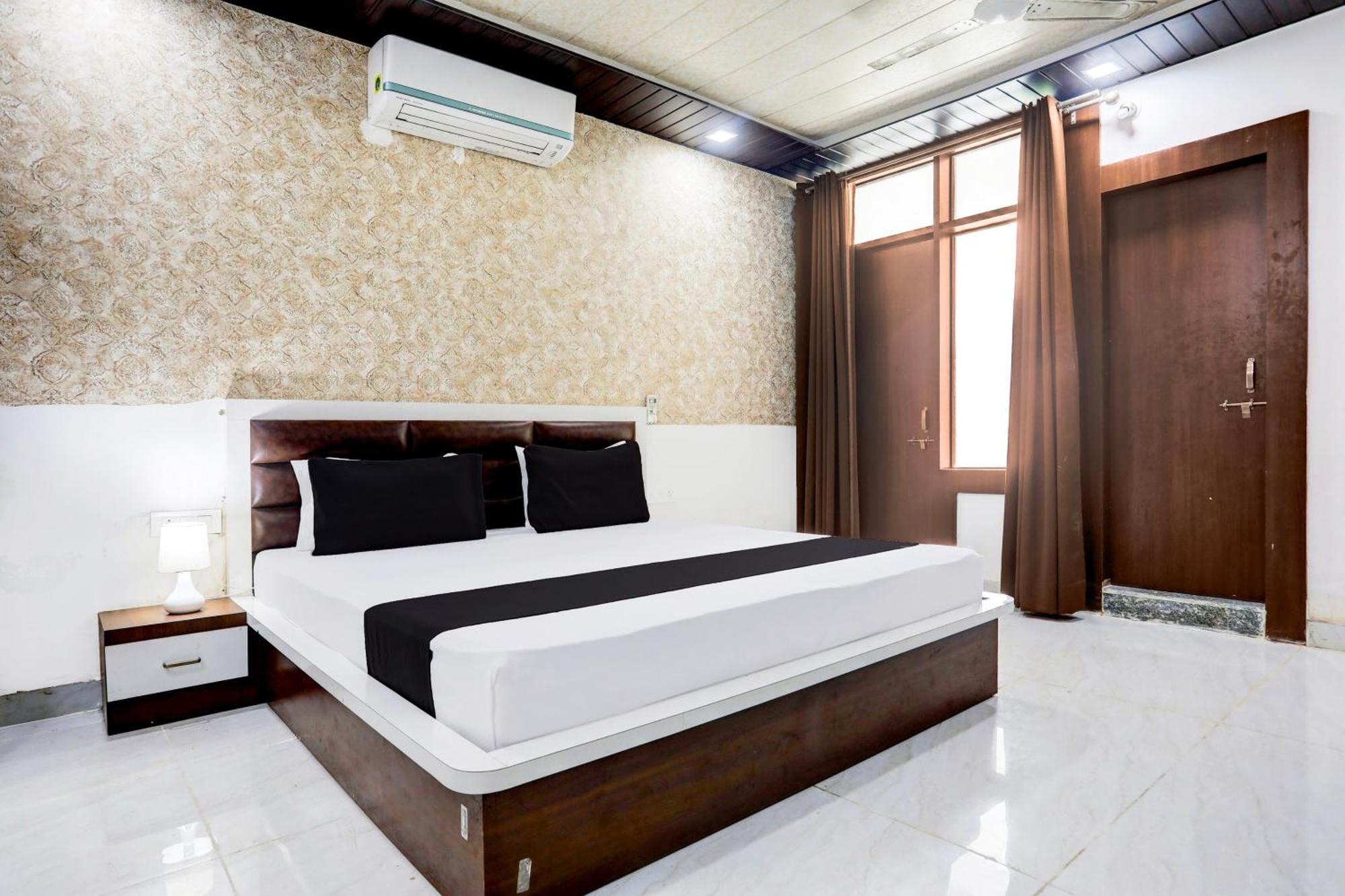 Hotel O Saraswati Resort Kota  Kültér fotó